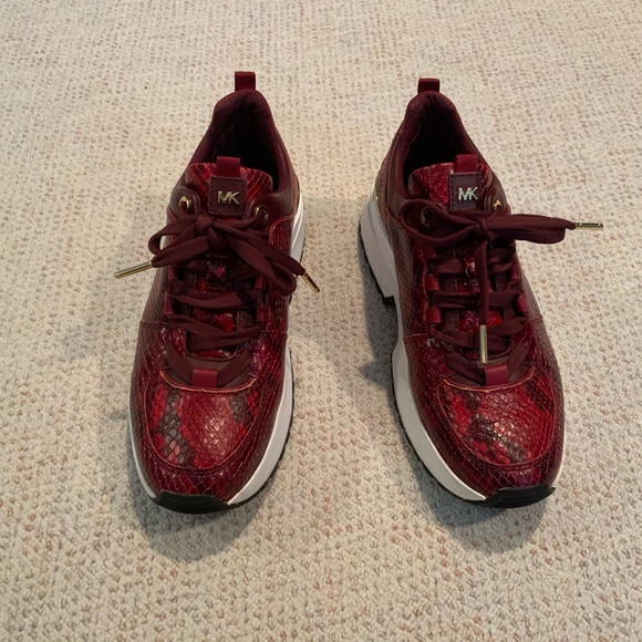 Micheal Kors shoes - Picture 4 of 10